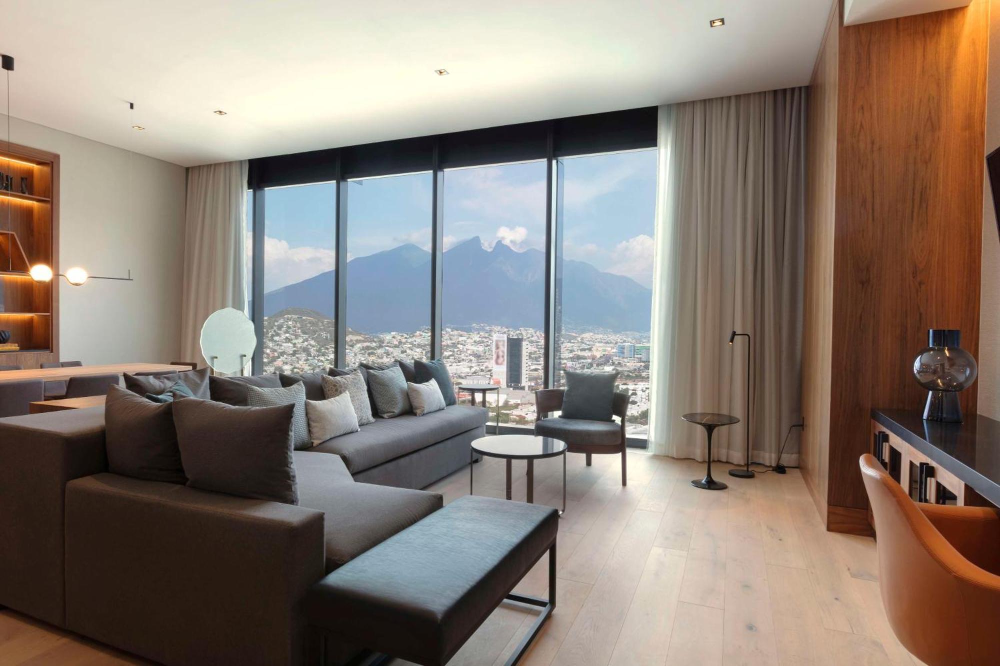 Hilton Monterrey Valle Екстер'єр фото
