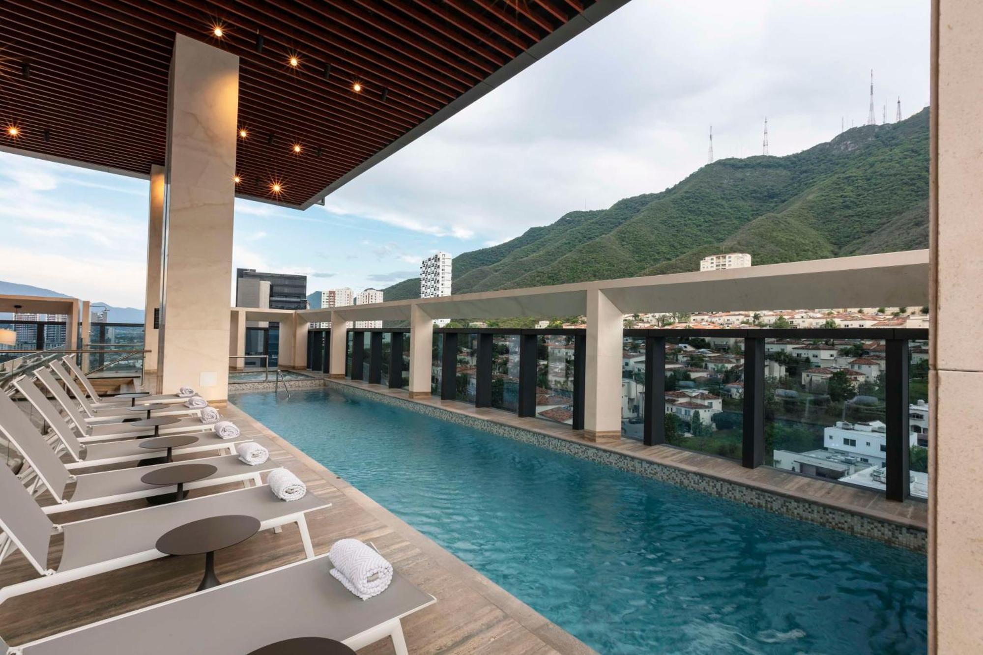 Hilton Monterrey Valle Екстер'єр фото
